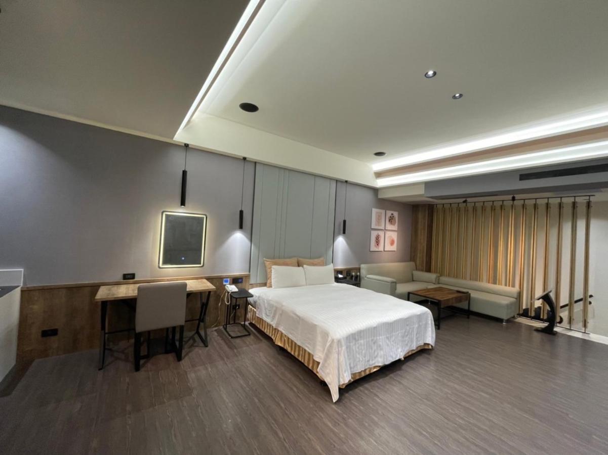 Soho Motel Таоюань Экстерьер фото