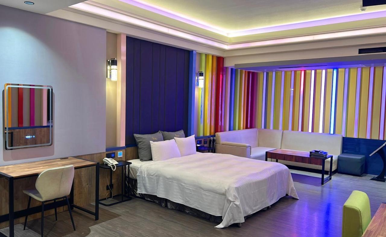 Soho Motel Таоюань Экстерьер фото