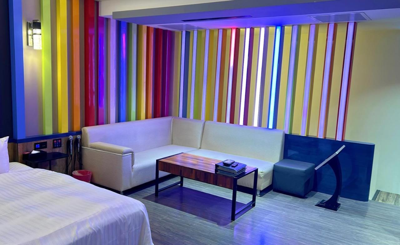 Soho Motel Таоюань Экстерьер фото