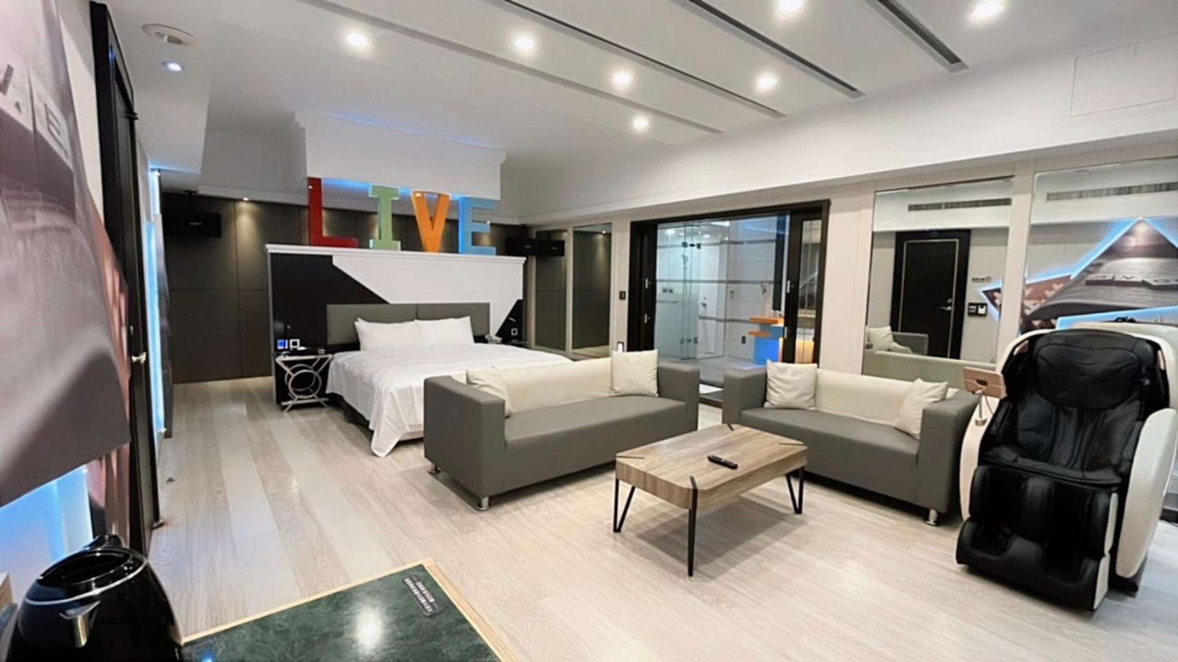 Soho Motel Таоюань Экстерьер фото