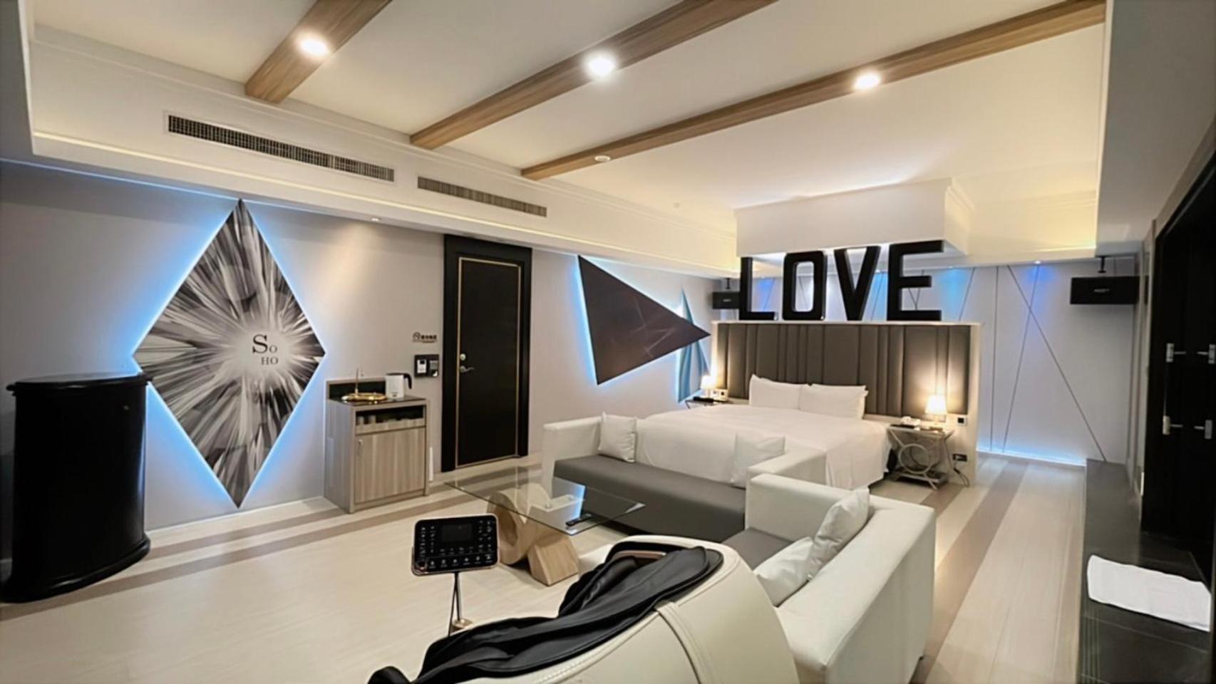 Soho Motel Таоюань Экстерьер фото