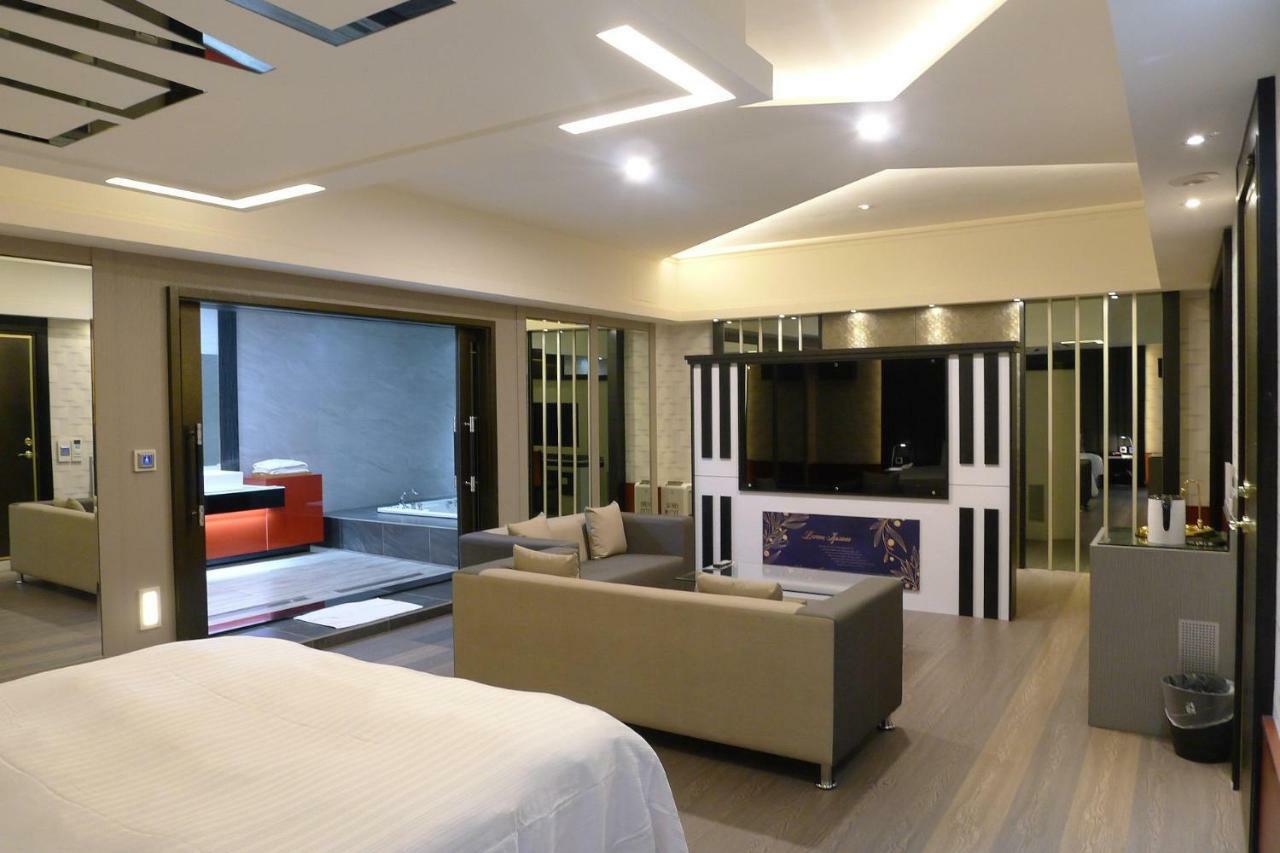 Soho Motel Таоюань Экстерьер фото