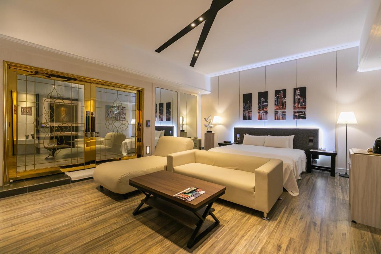 Soho Motel Таоюань Экстерьер фото